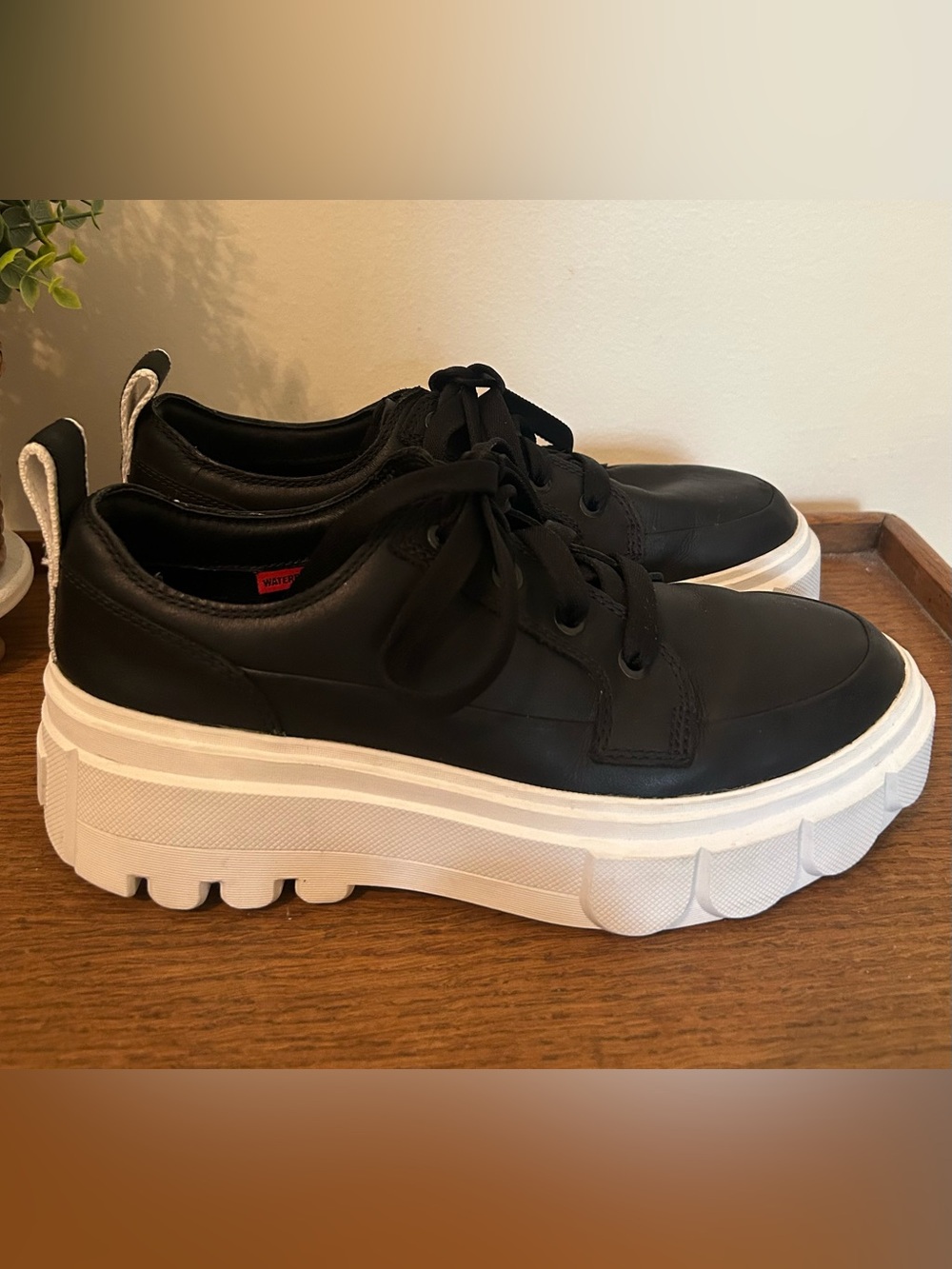 SOREL Caribou X Waterproof Platform Sneaker (Women) Size 8.5